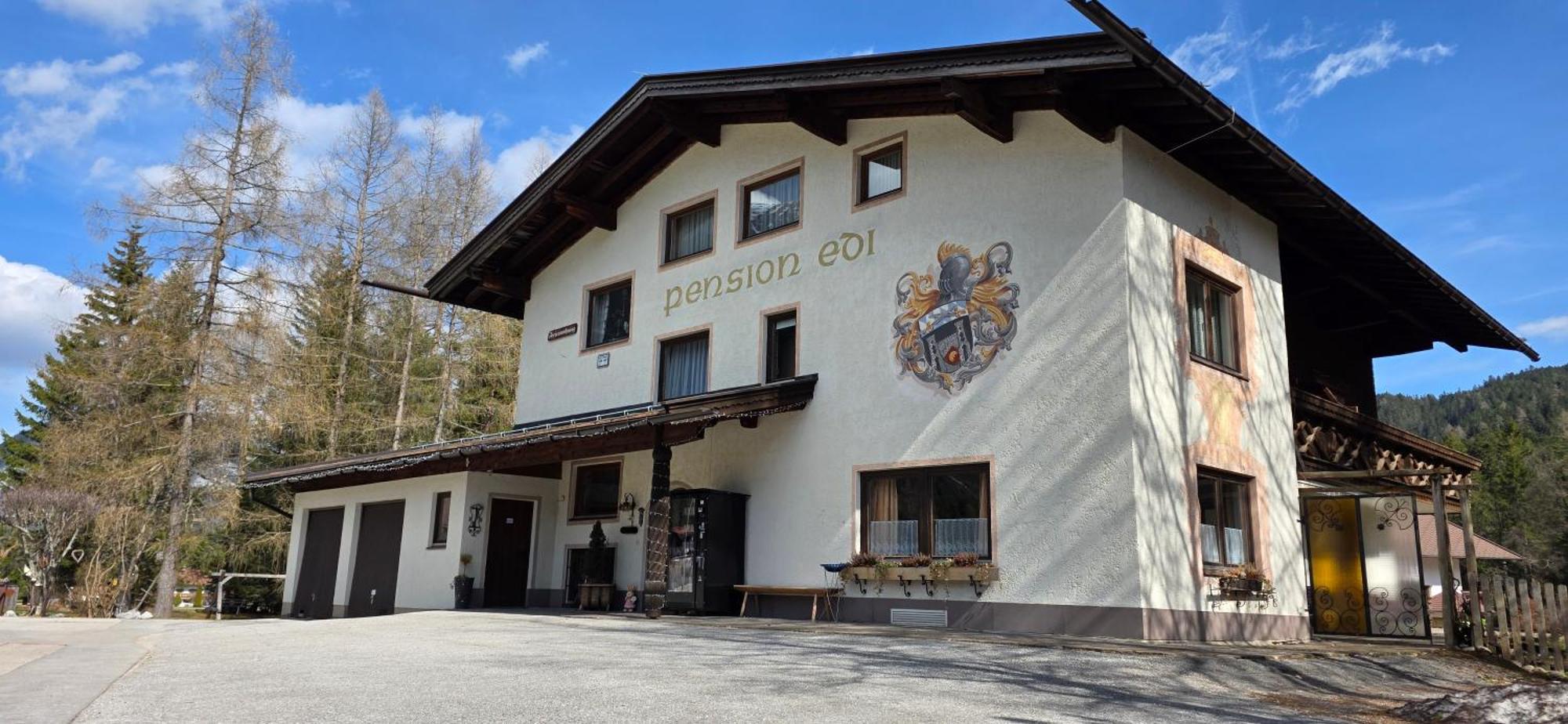 Pension Edi ロイタシュ エクステリア 写真